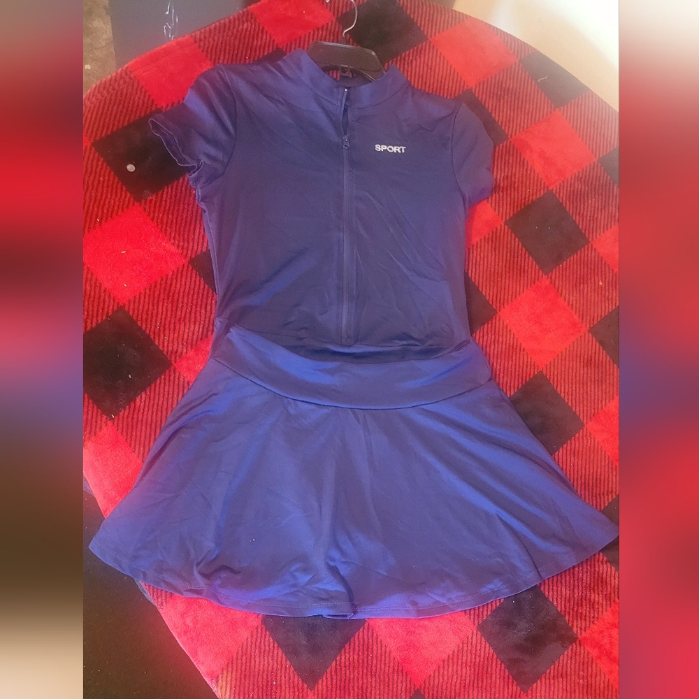 2 Piece Tennis/athletic Set. Size Large. Runs Small. NWOT - Picture 13 of 13
